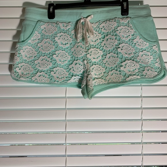 NWOT Bundle of Shorts - Picture 3 of 9